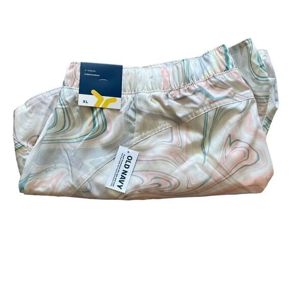 Old Navy Mid-Rise StretchTech Swirl Pop Dolphin-Hem Run Athletic Shorts SZ XL - Picture 8 of 12